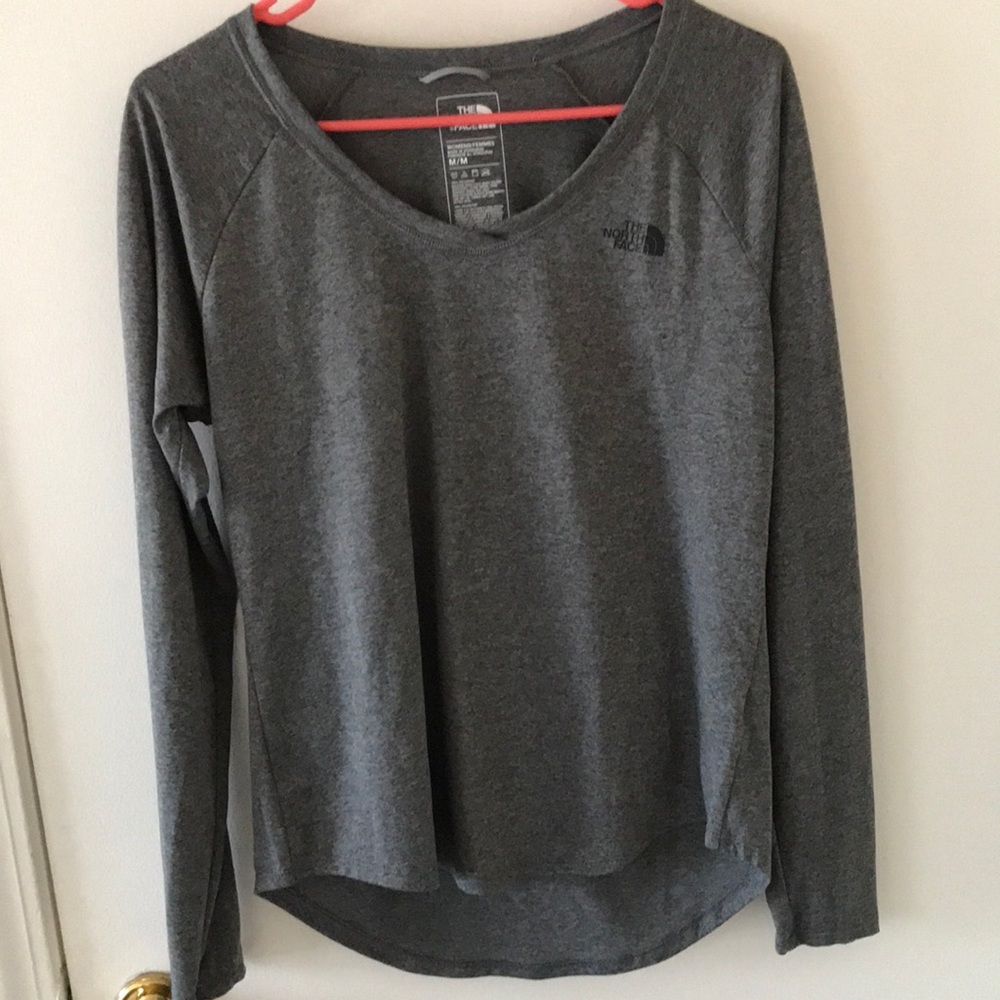 North Face Athletic Long Sleeve Workout Shirt Activewear Running Yoga Fitness